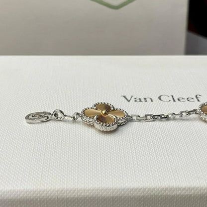 [Kincade Jewelery]Kincade 5 MOTIFS CHRISTMAS LIMITED EDITION BRACELET