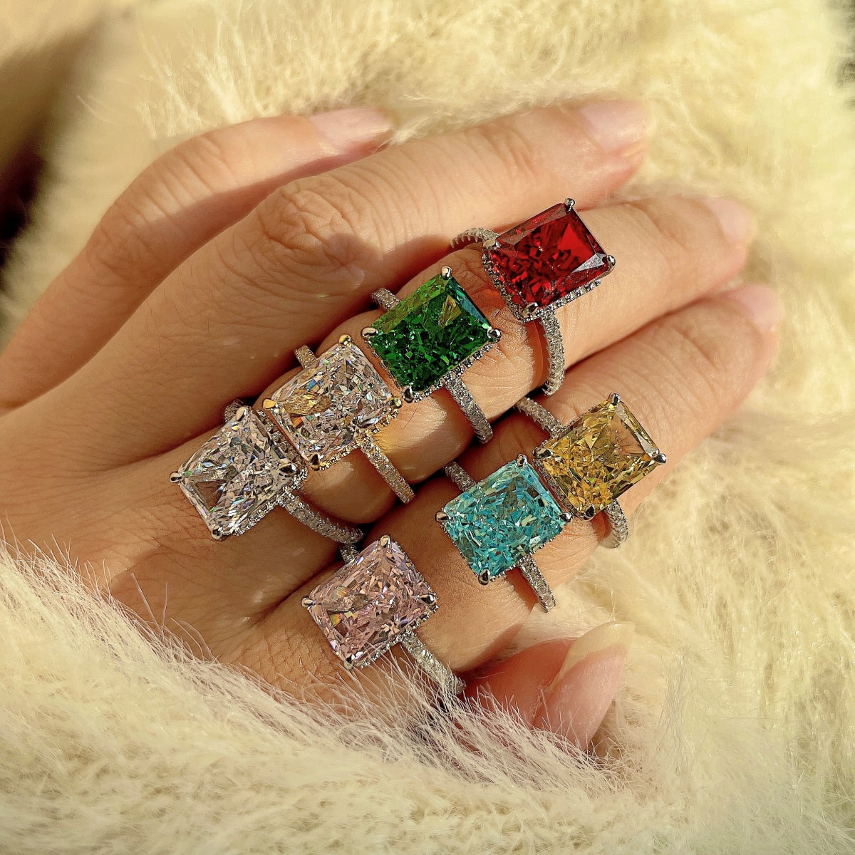 [Kincade Jewelery]4.0 Carat Luxurious Engagement Ring