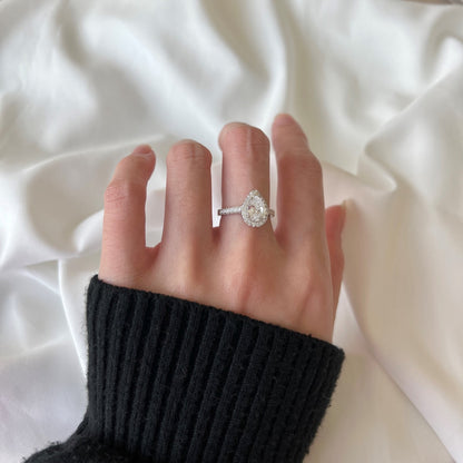 [Kincade Jewelery]1.0 Carat Luxurious Resplendent Water Drop Shape Wedding Ring