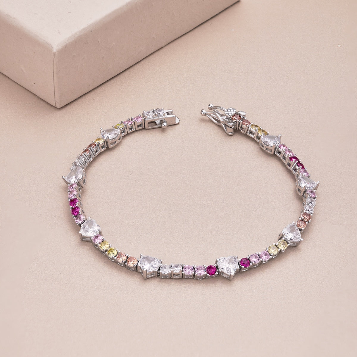[Kincade Jewelery]Romantic Heart Shape Round Cut Lover Bracelet