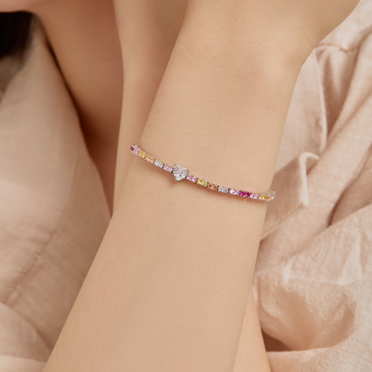 [Kincade Jewelery]Delicate Romantic Heart Shape Lover Bracelet
