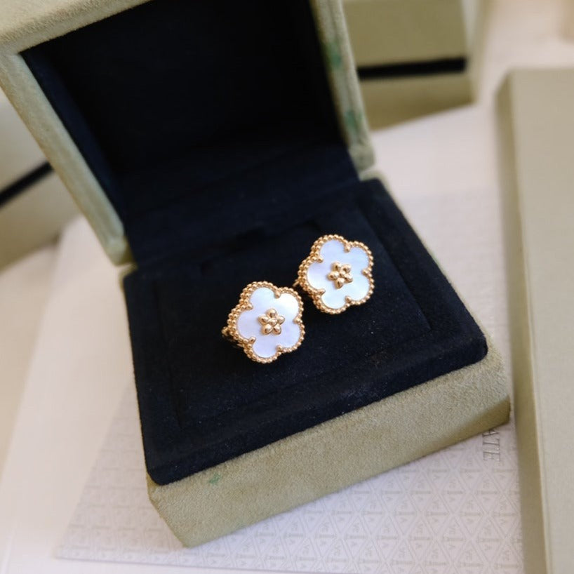 [Kincade Jewelery]LUCKY PINK GOLD WHITE MOP EARRINGS