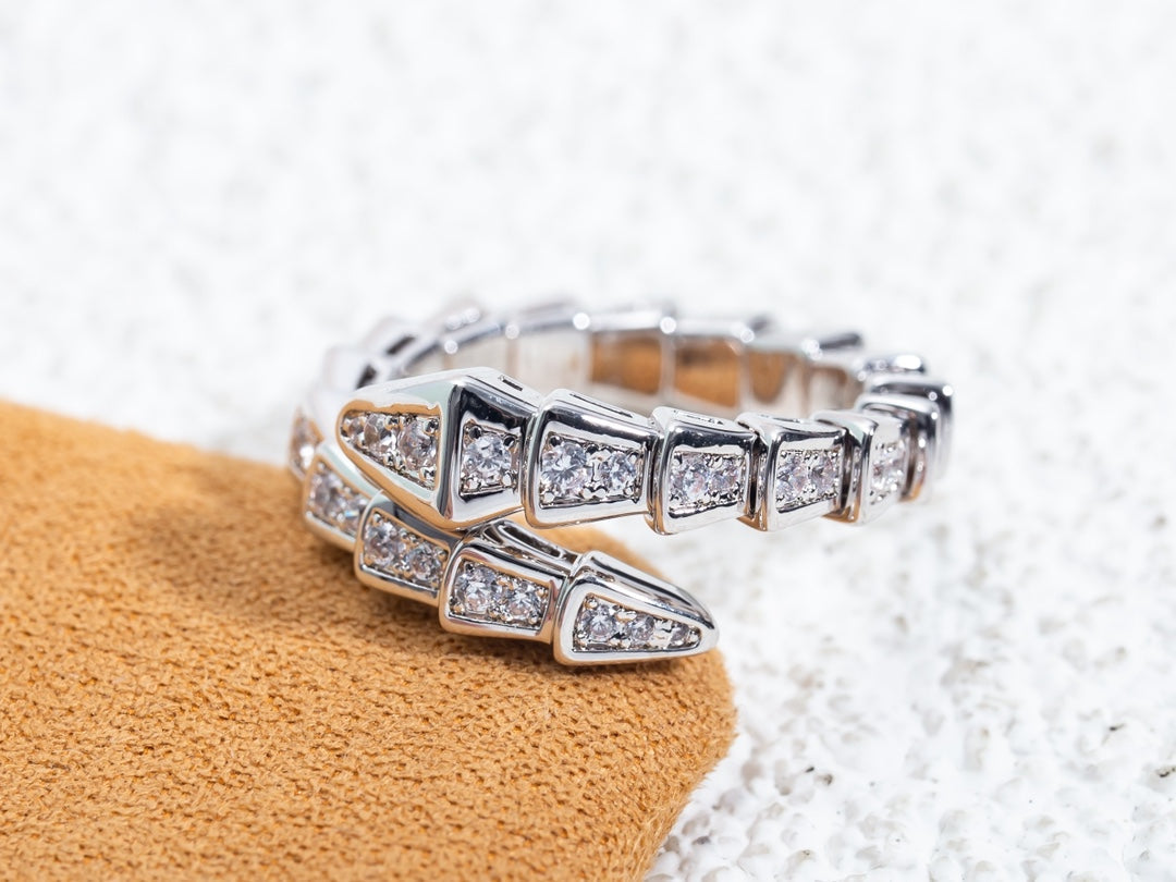 [Kincade Jewelery]SERPENTI RING SILVER DIAMOND PAVED 4MM