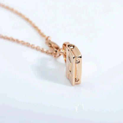 [Kincade Jewelery]AMULETTE PEDANT ROSE GOLD NECKLACE