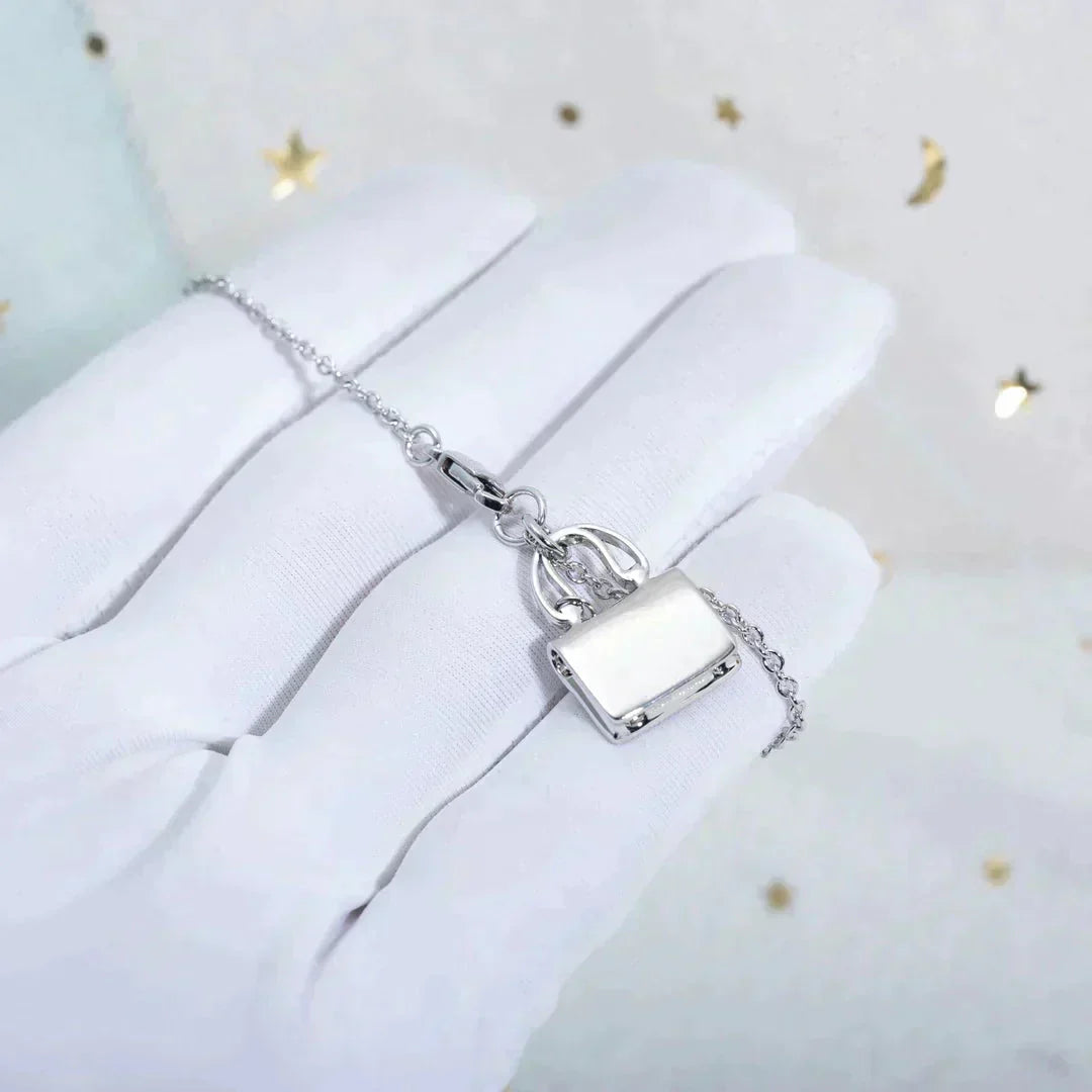 [Kincade Jewelery]AMULETTE PEDANT SILVER NECKLACE