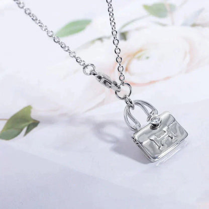 [Kincade Jewelery]AMULETTE PEDANT SILVER NECKLACE