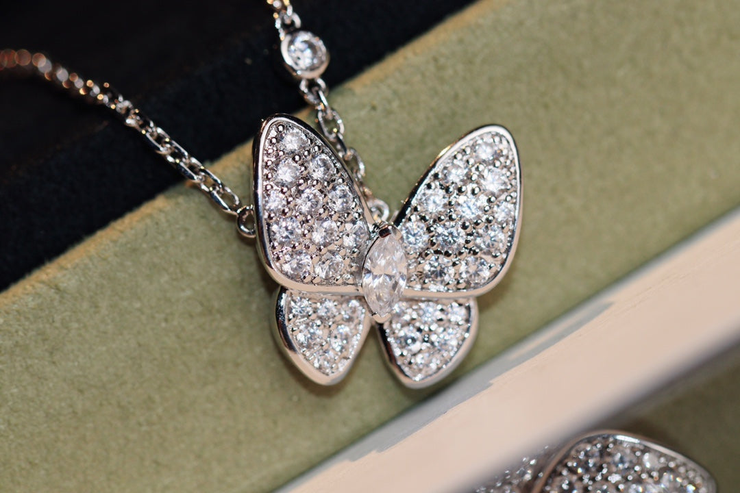 [Kincade Jewelery]BUTTERFLY DIAMOND NECKLACE