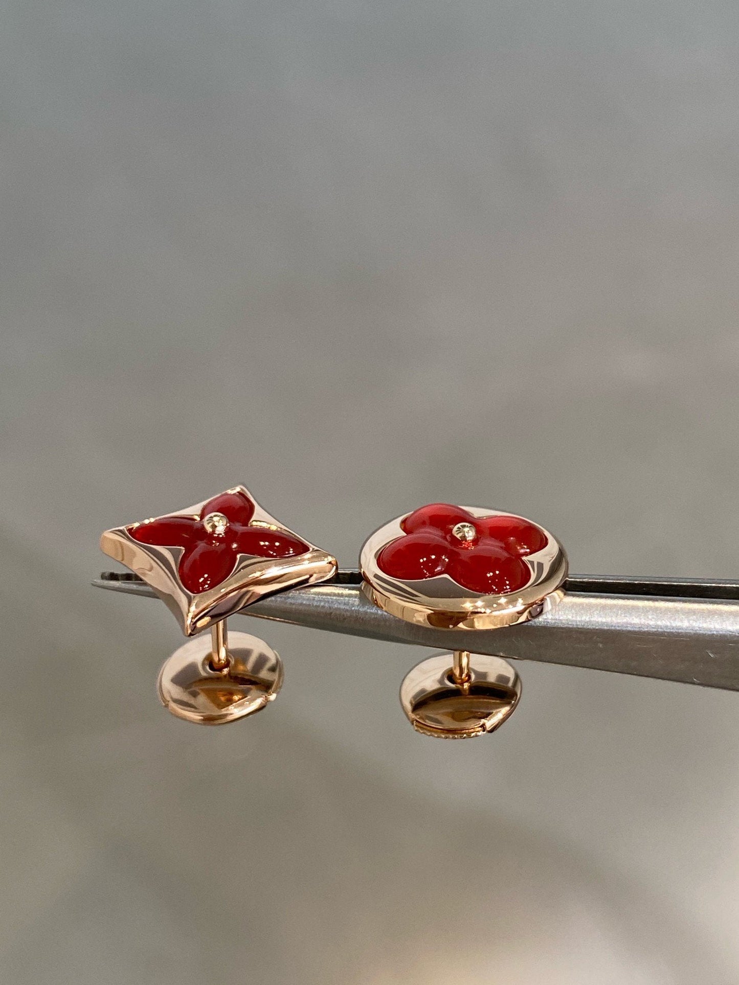 [Kincade Jewelery]STAR AND SUN PINK GOLD CARNELIAN STUD EARRINGS