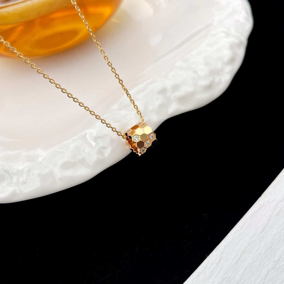 [Kincade Jewelery]BEE MINI PEDANT DIAMOND NECKLACE