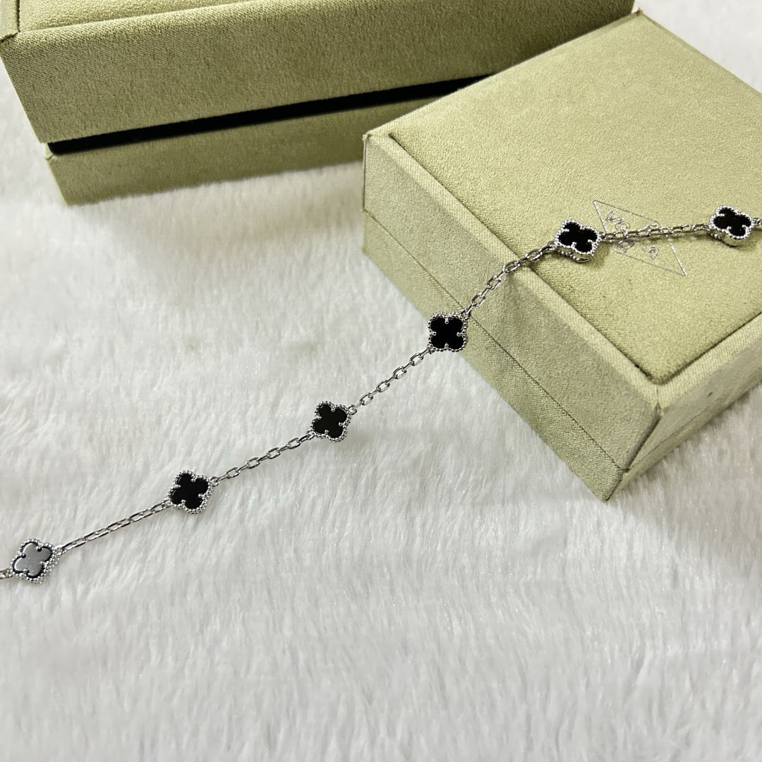 [Kincade Jewelery]Kincade 6 MOTIF  ONYXS BRACELET