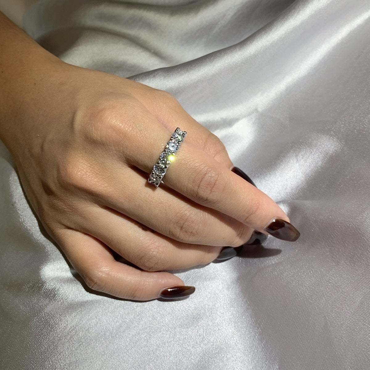 [Kincade Jewelery]Gorgeous Round Cut Tennis Ring