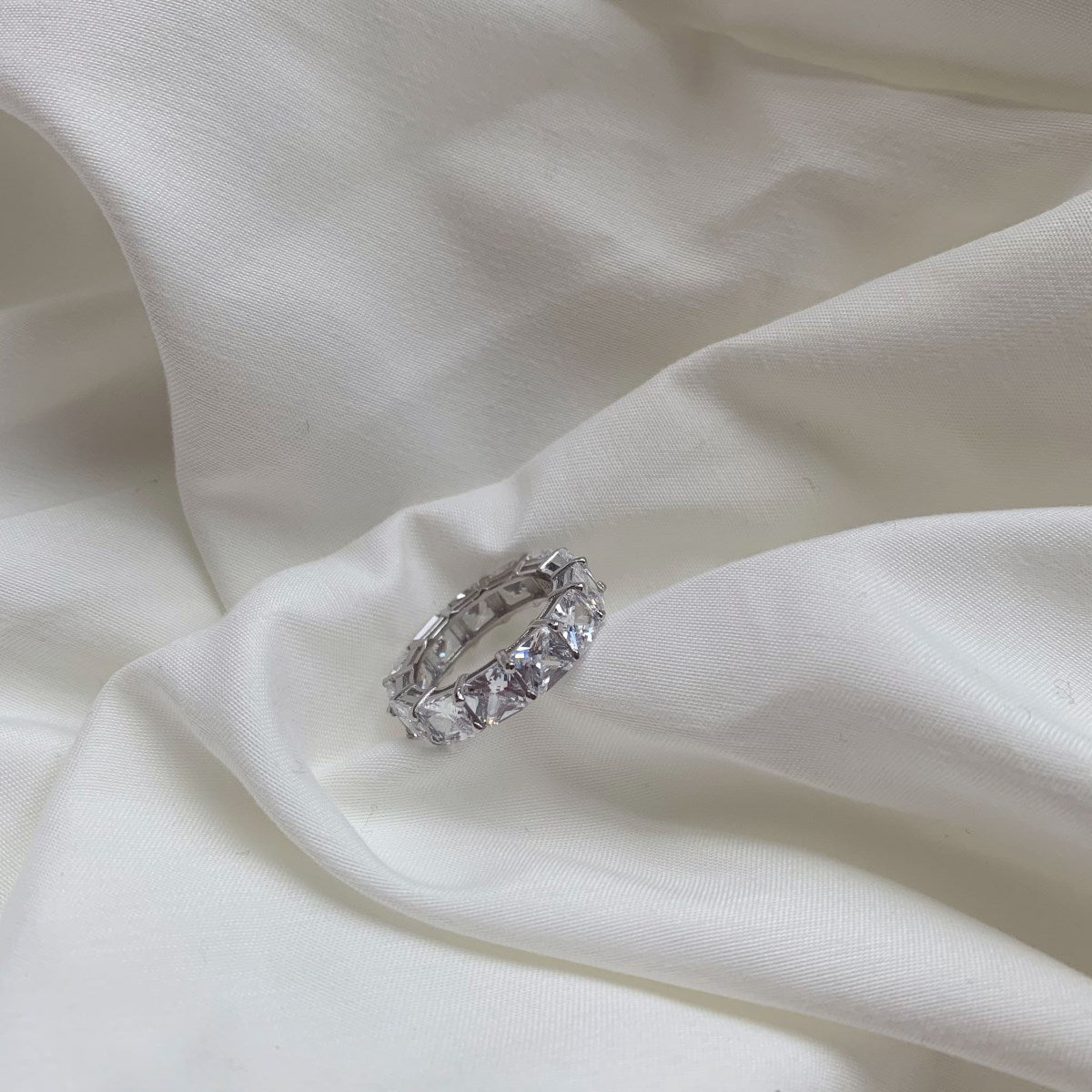 [Kincade Jewelery]Elegant Princess Cut Tennis Ring