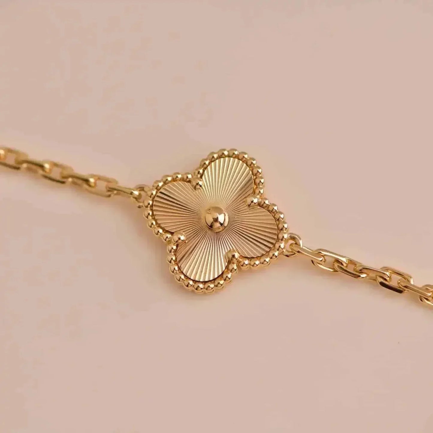 [Kincade Jewelery]Kincade 5 FLOWERS LASER BRACELET